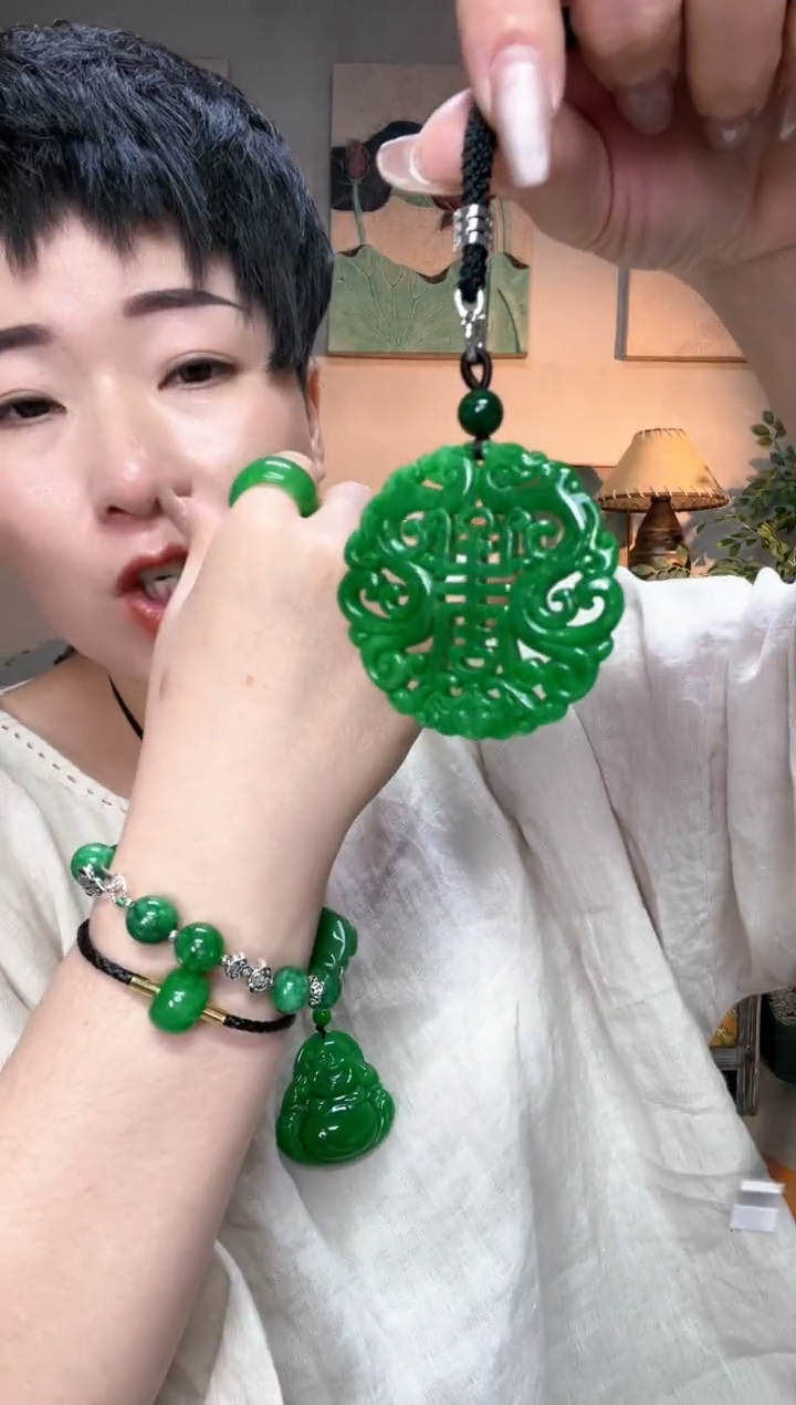吊坠(赠链)合金翡翠819