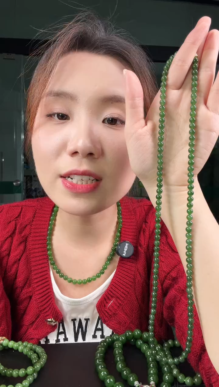 项链未镶嵌和田玉（碧玉）碧玉6mm菠菜绿项链