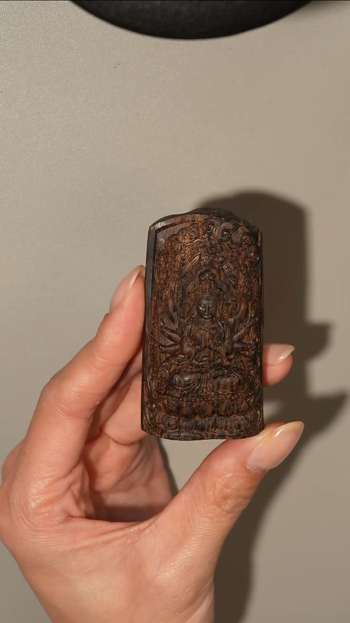 沉香吊坠建*文莱黑棋沉水千手观音挂件吊坠23.69克