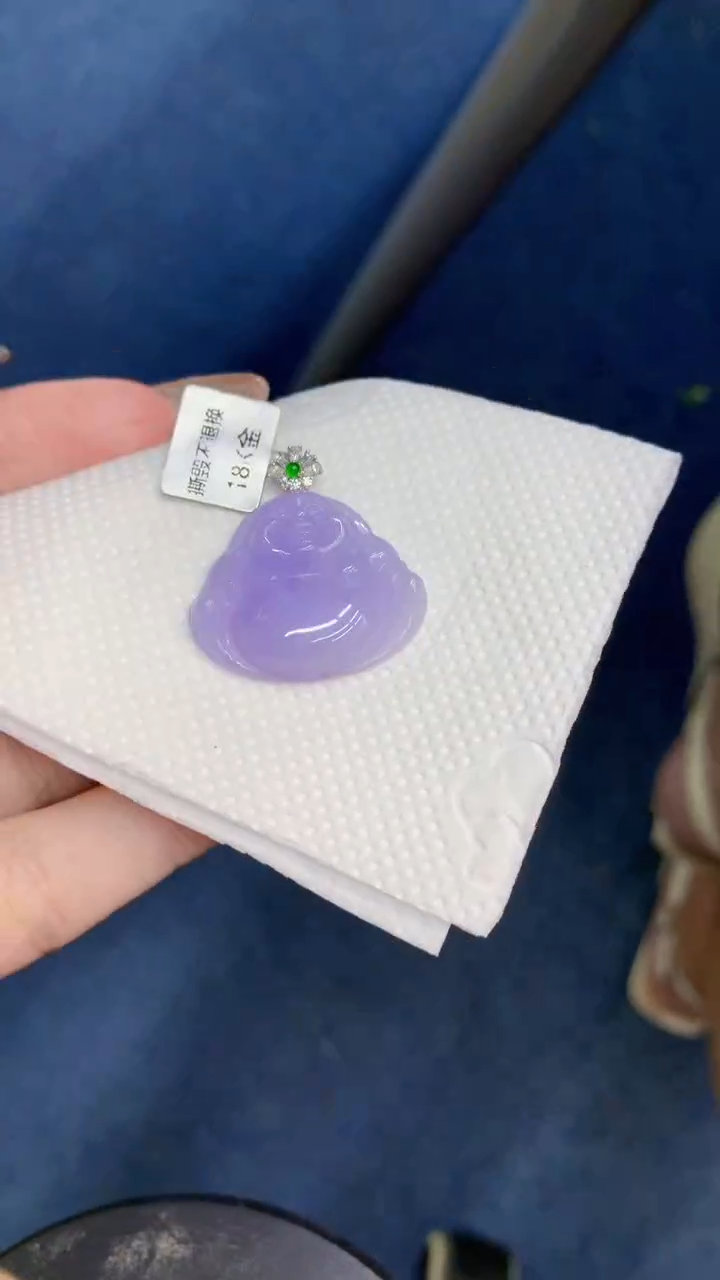 颈饰18K金镶嵌翡翠1