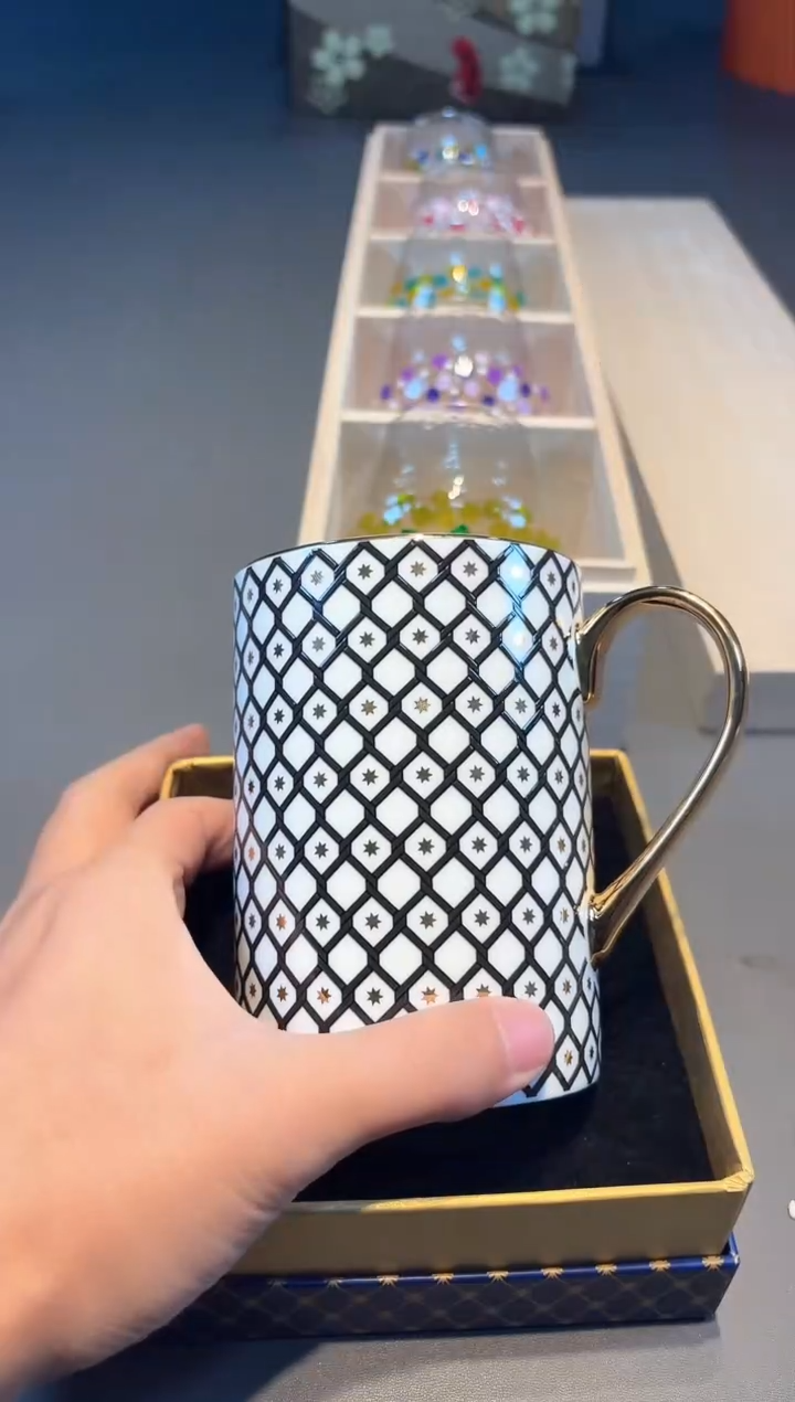 【闪购商品】瓷片新号开播啦全场福利保正保真