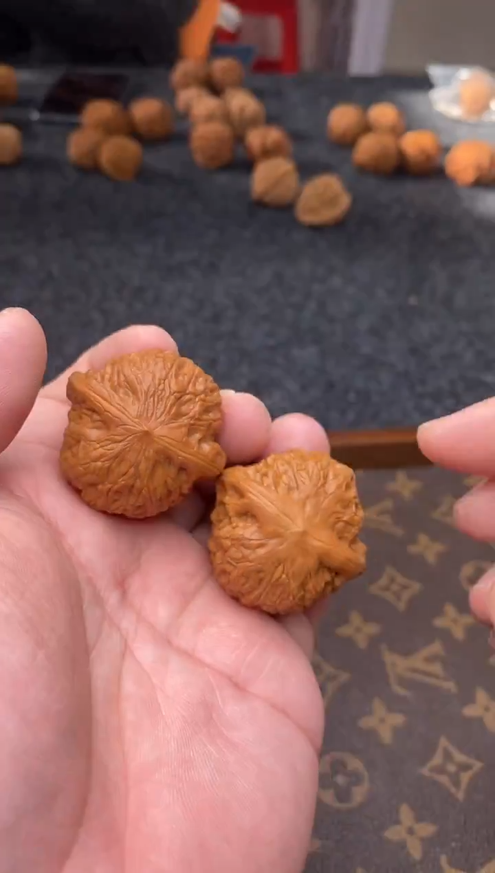 把件文玩核桃B164号38尺铁锤