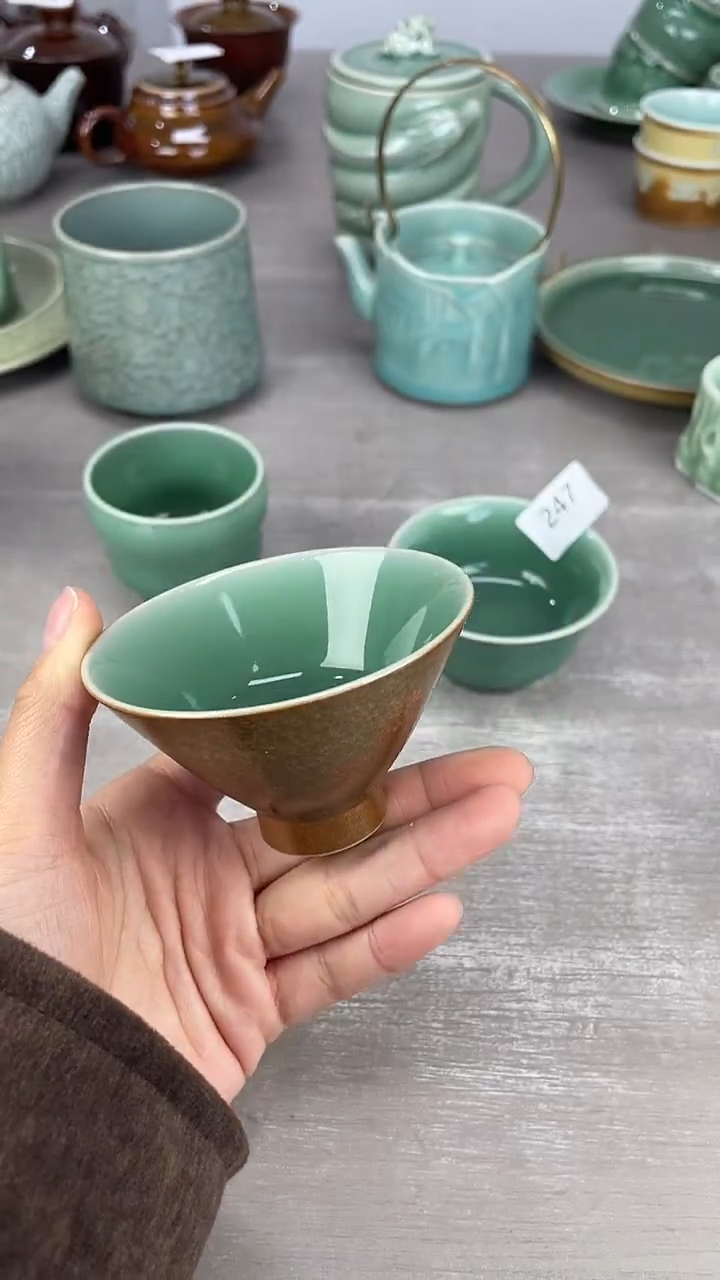 青瓷仓储清仓福利微微暇