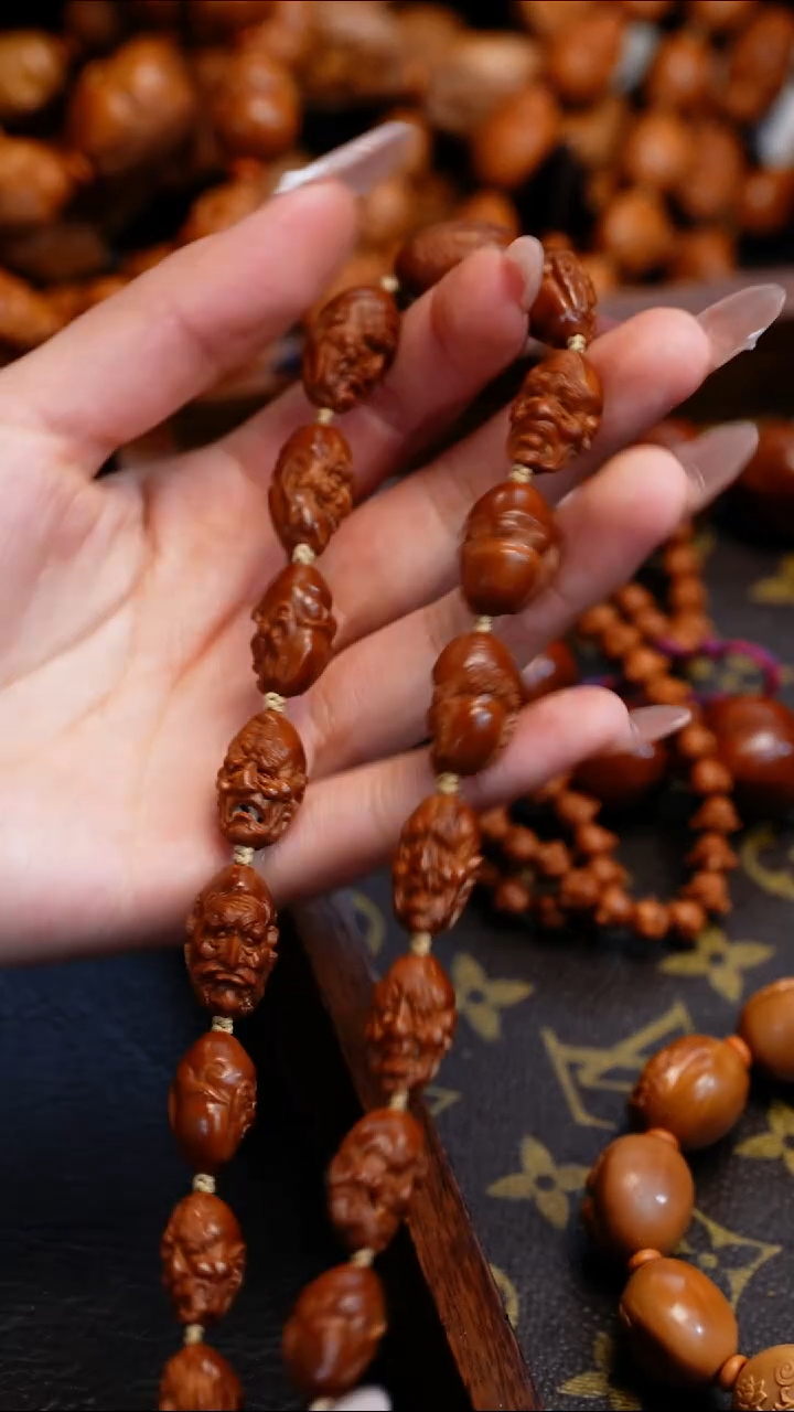 【闪购商品】橄榄核吊坠苏工橄榄核