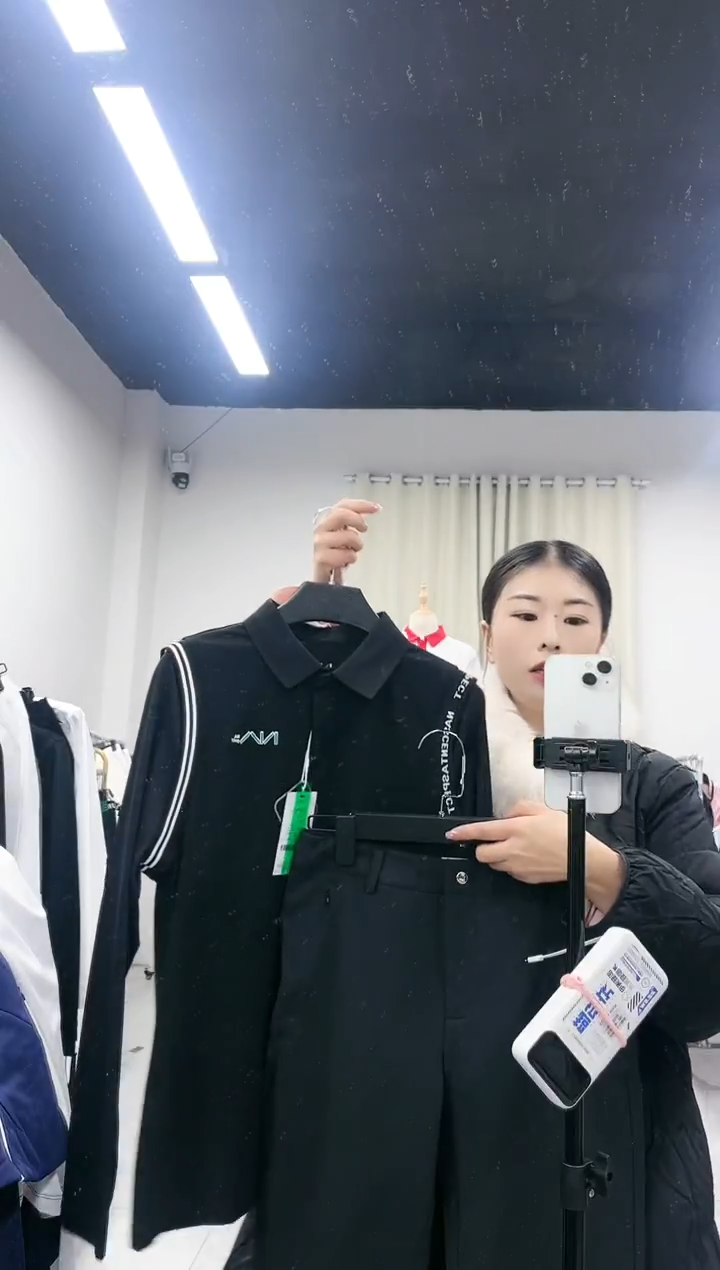 衣服15646546545646L