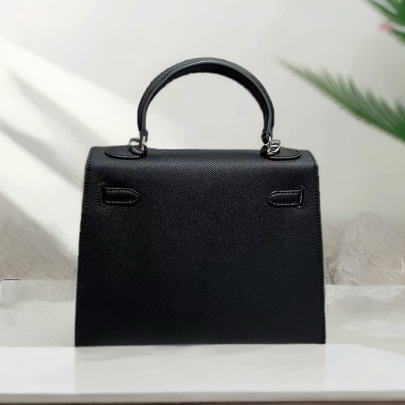 潮流真皮新款女包银扣25cm 0123 黑色凯kl