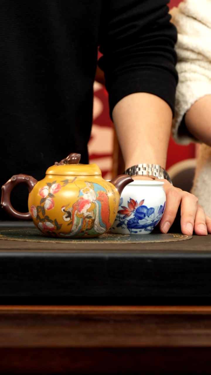 【闪购商品】紫砂茶壶XXW 多色工艺 寿桃 360cc