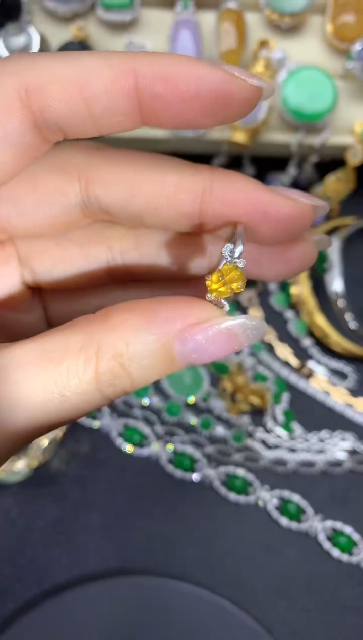 【闪购商品】翡翠戒指18K金镶嵌326-中国好珍宝