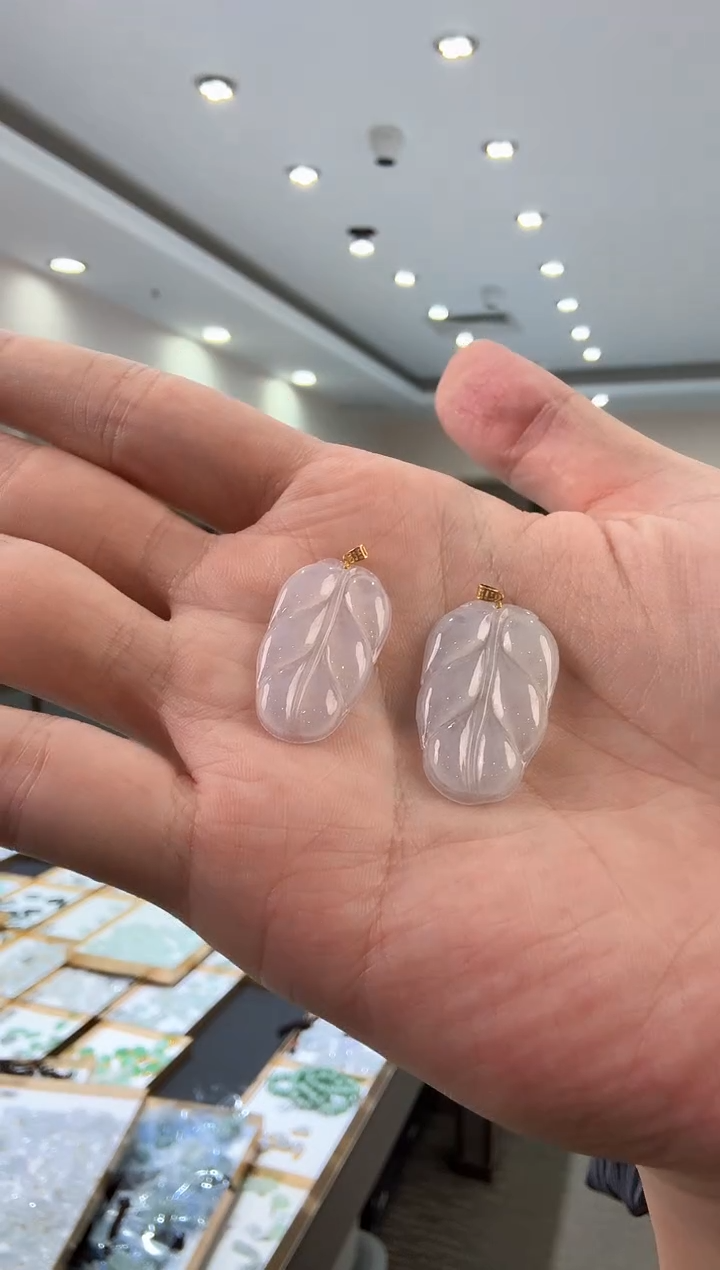 翡翠18K金镶嵌吊坠(不含链)天然翡翠叶子-多样性发一006