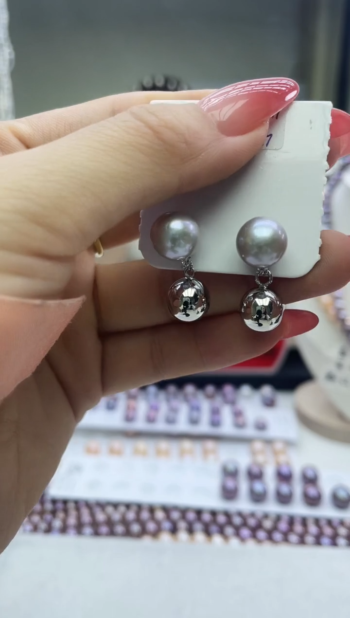 未镶嵌耳饰淡水珍珠灰色系耳饰