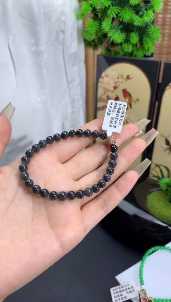 【闪购商品】翡翠手链未镶嵌卡6.2mm