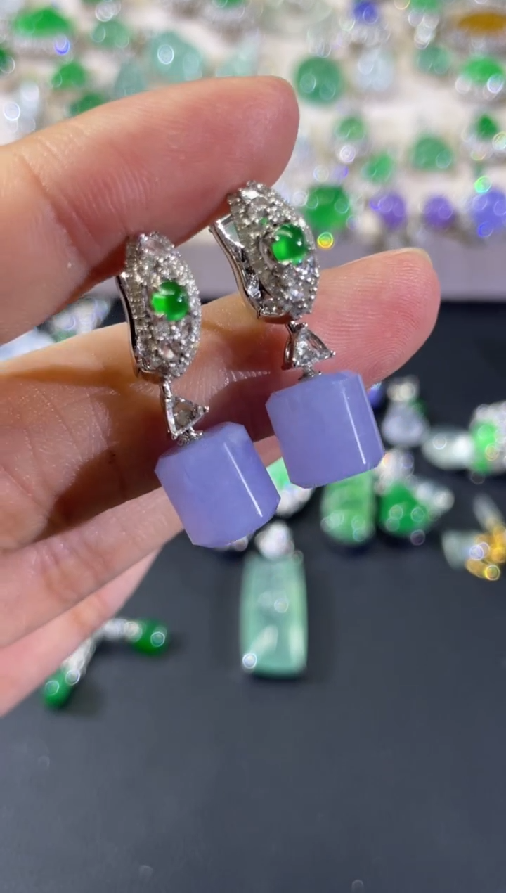 18K金镶嵌翡翠耳饰A702|55000