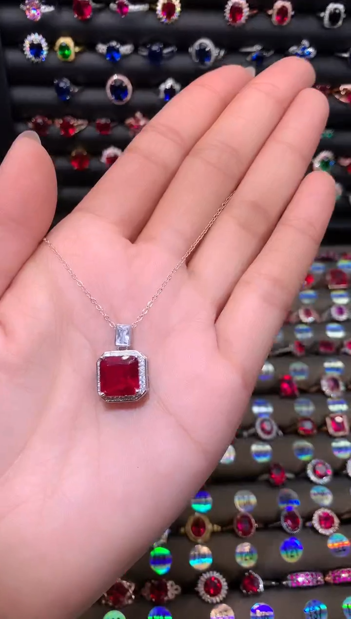 【闪购商品】红宝石吊坠(赠链)银S925镶嵌1