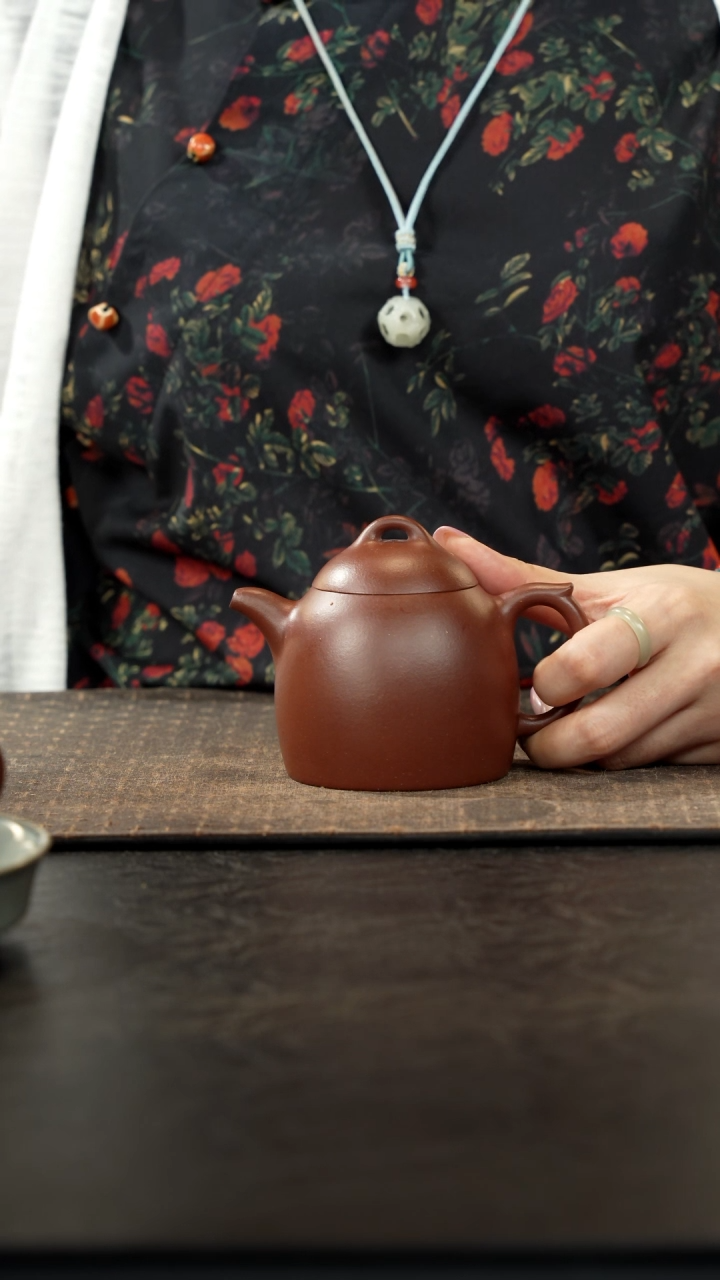 茶壶紫砂底槽青秦权壶230cc