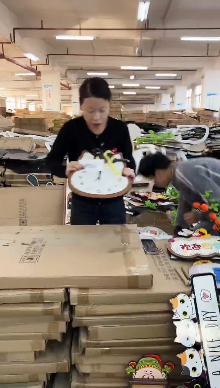 横款孤品果果微瑕闪购W7781