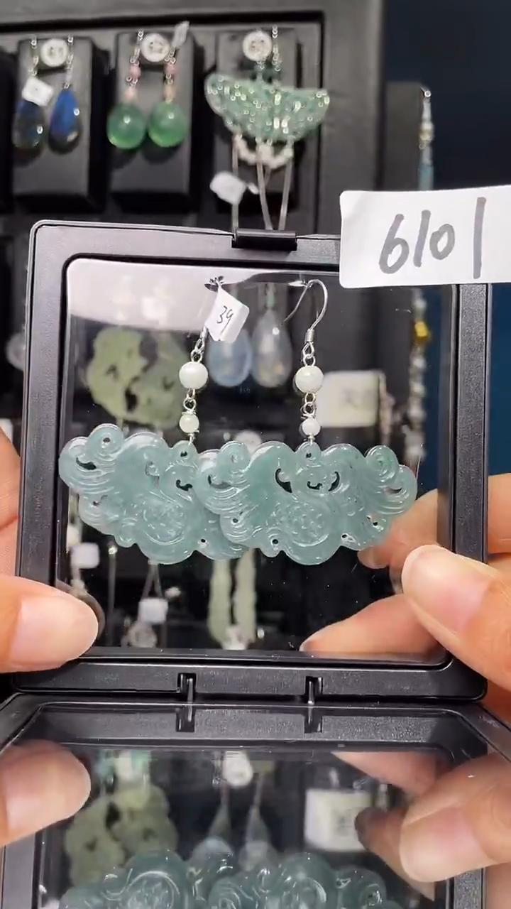 未镶嵌翡翠耳饰喜欢拍