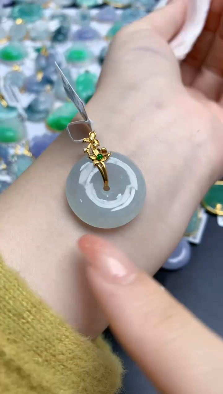 【闪购商品】翡翠颈饰未镶嵌天然缅甸翡翠A货