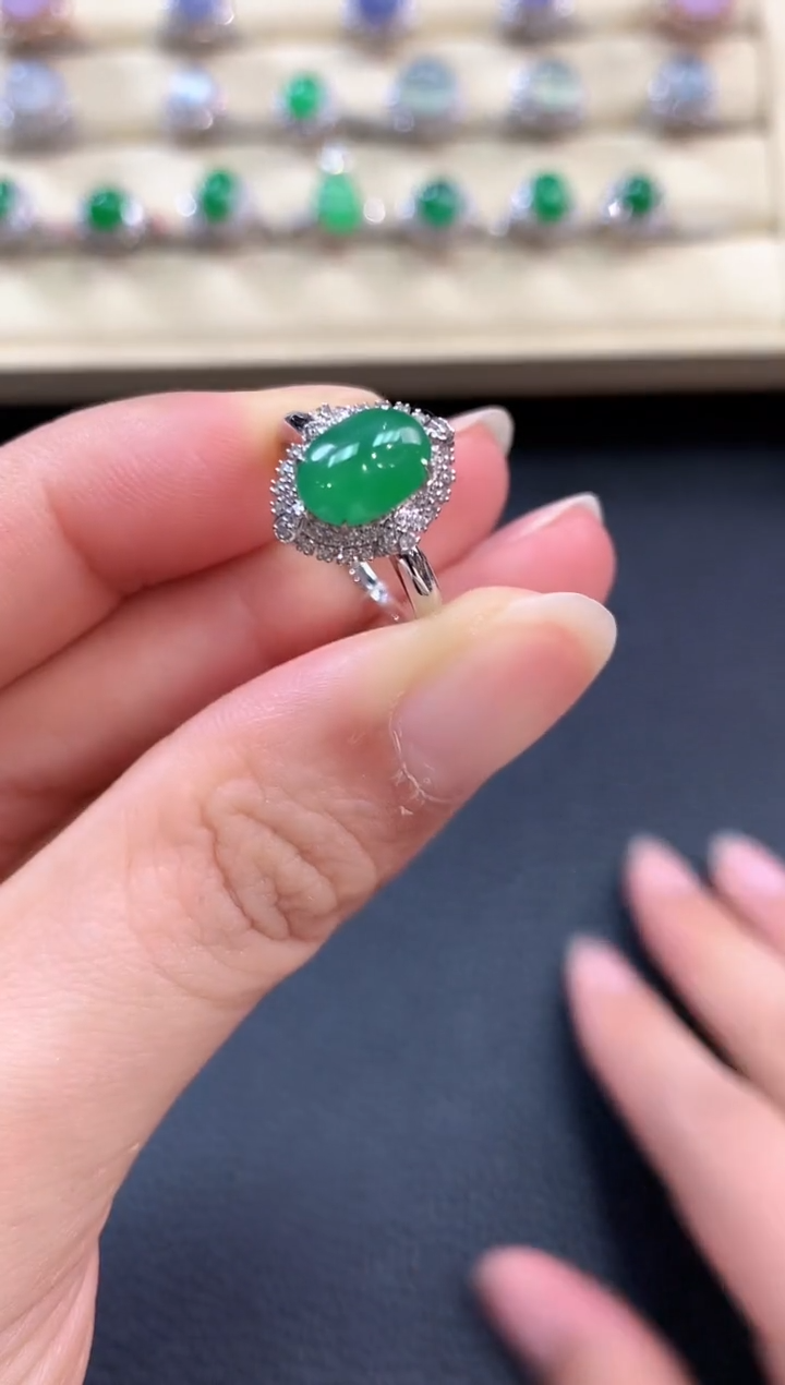 【闪购商品】翡翠戒指18K金镶嵌b61       