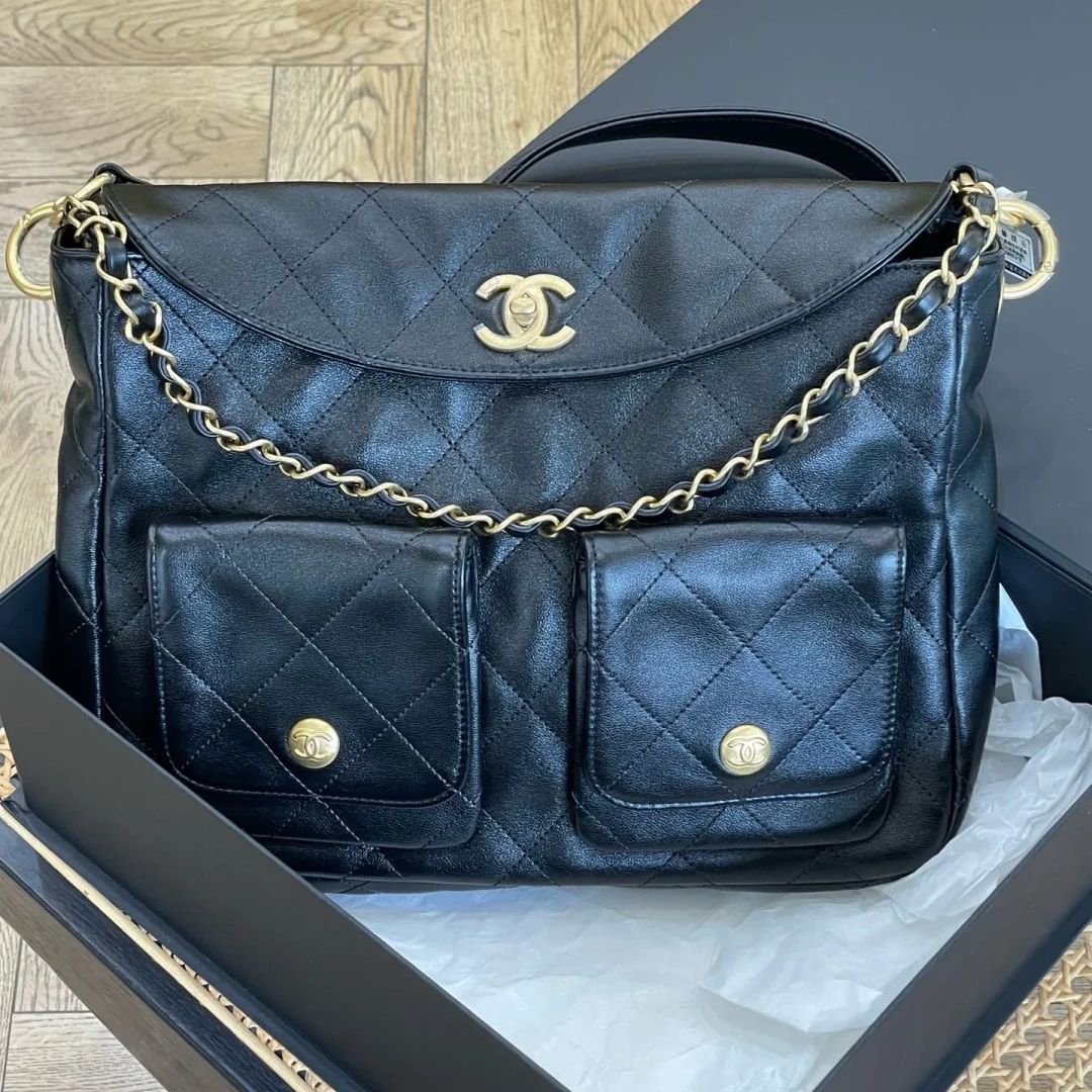 99新 Chanel/香奈儿 -100活动攀攀24P邮差包大号30黑色皮革C 芯片