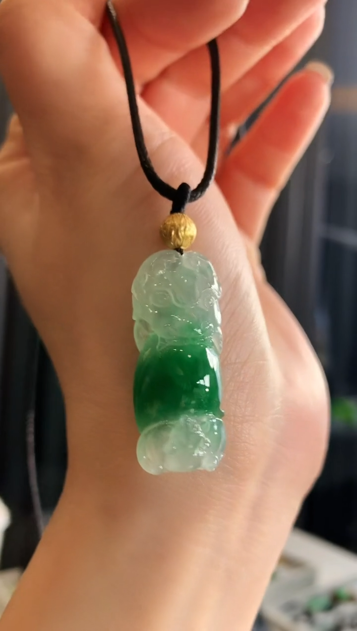 【闪购商品】翡翠颈饰未镶嵌吊坠