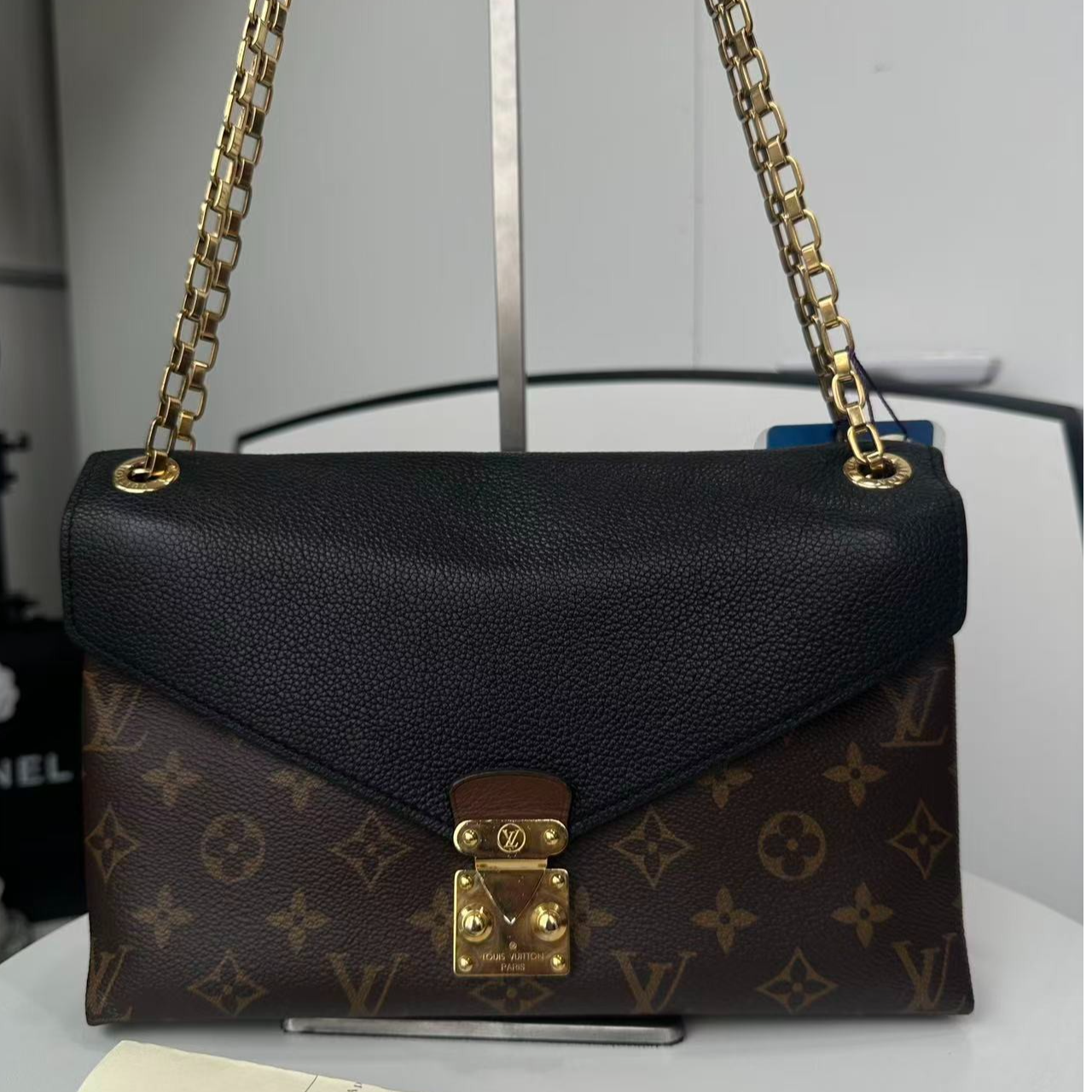95新 LouisVuitton/路易威登 95新LV路易威登黑拼老花信封传奇