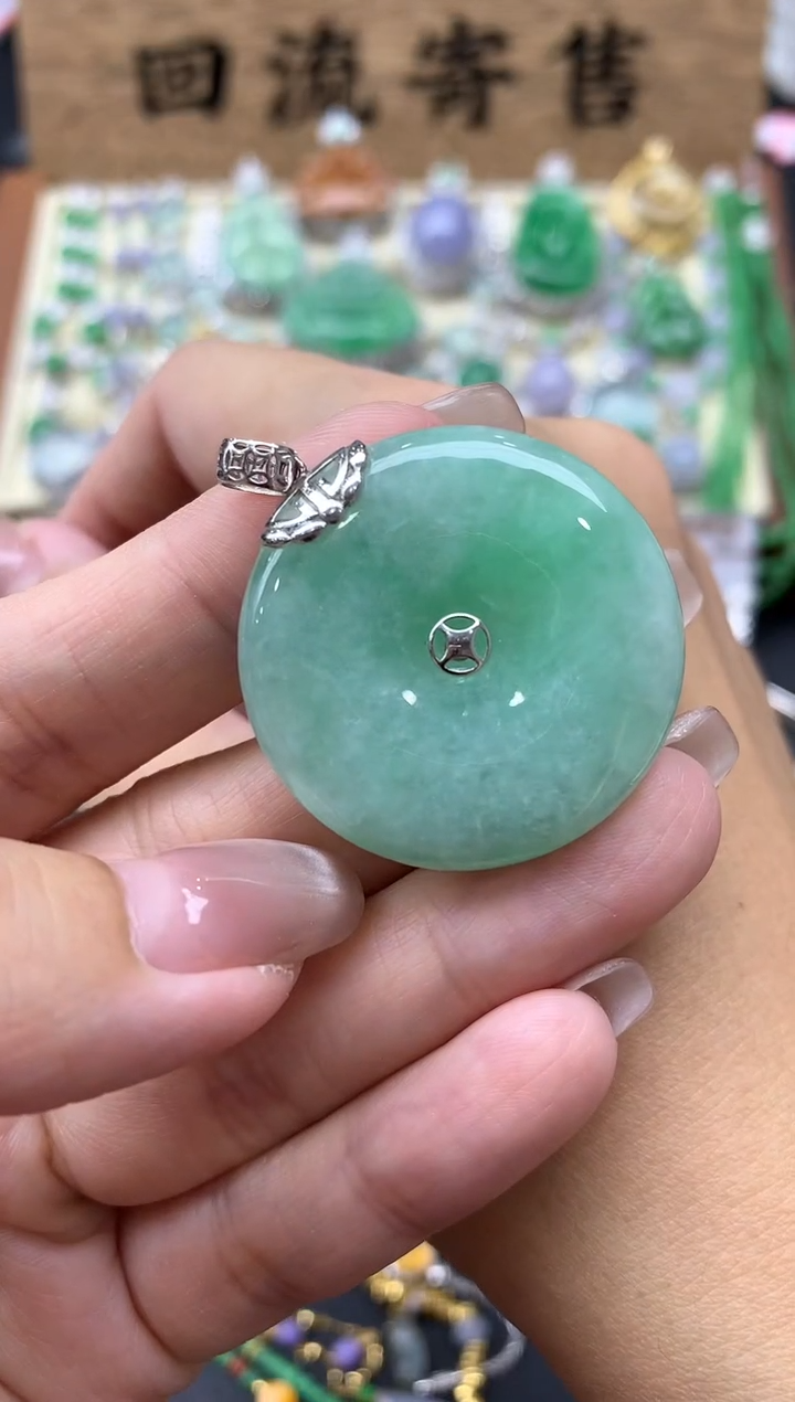 【闪购商品】翡翠颈饰18K金镶嵌116-中国好珍宝