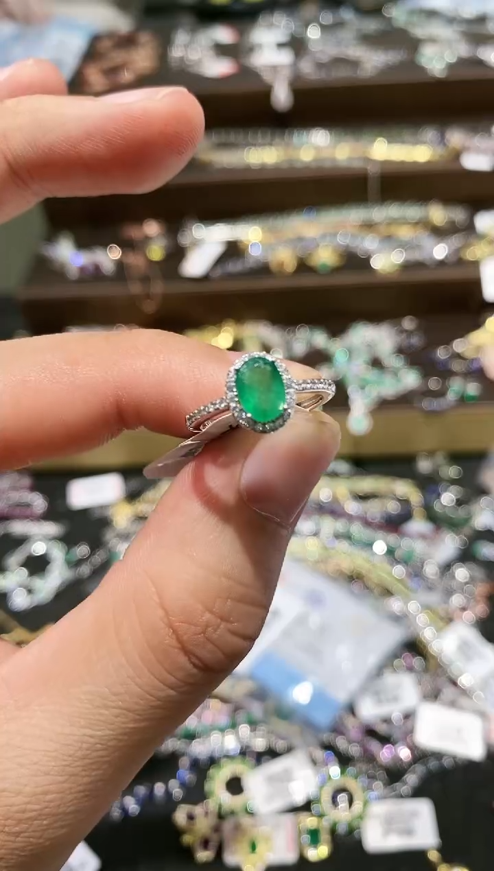 【闪购商品】祖母绿戒指银S925镶嵌戒指