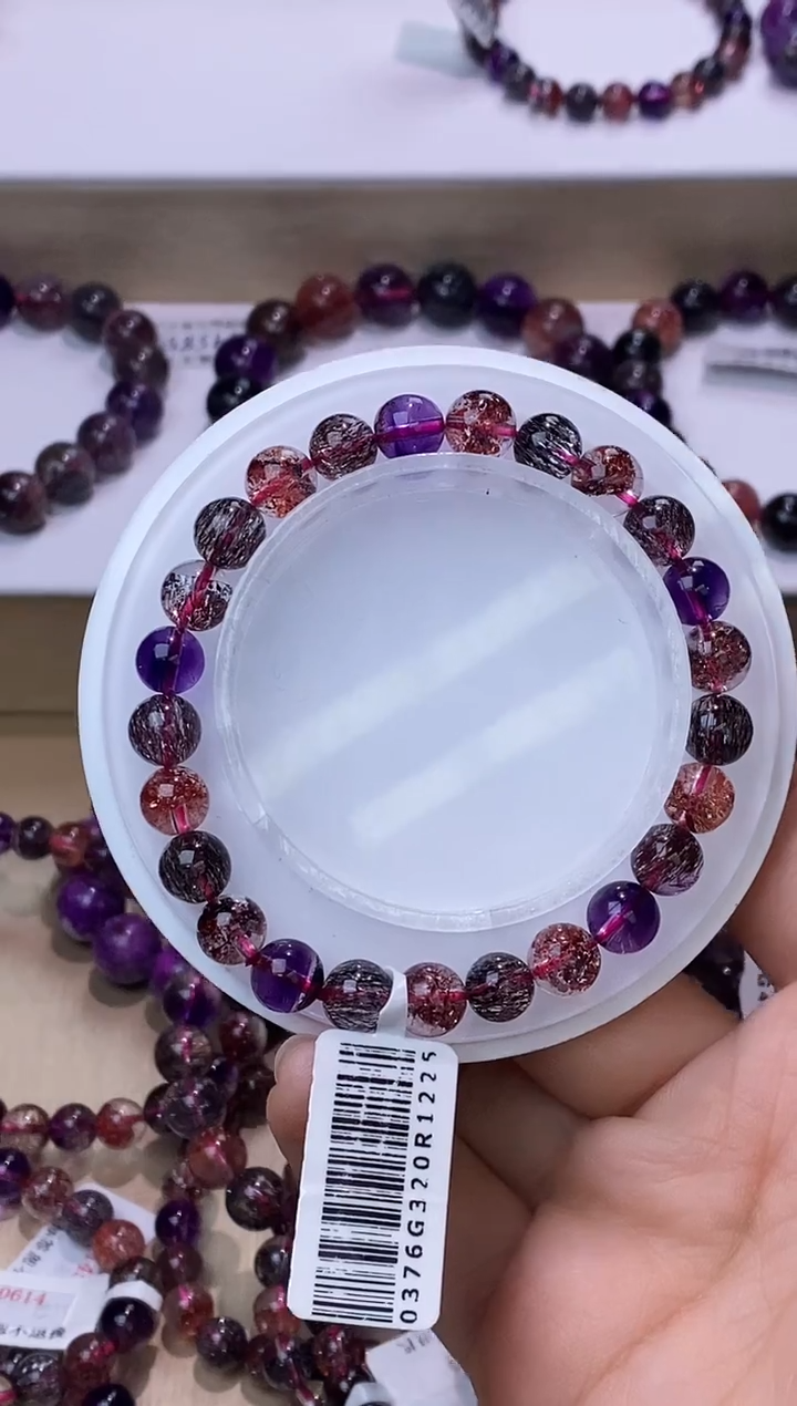 【闪购商品】水晶手链未镶嵌黑加仑超七7m+