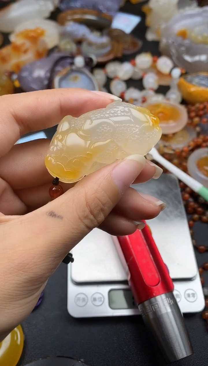 未镶嵌1玛瑙/玉髓q****_ll