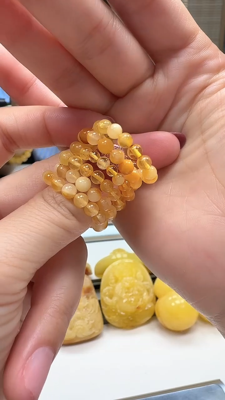 裸石琥珀未镶嵌随机一个