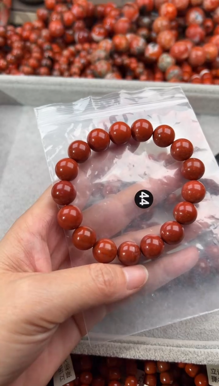 未镶嵌手串南红玛瑙12+