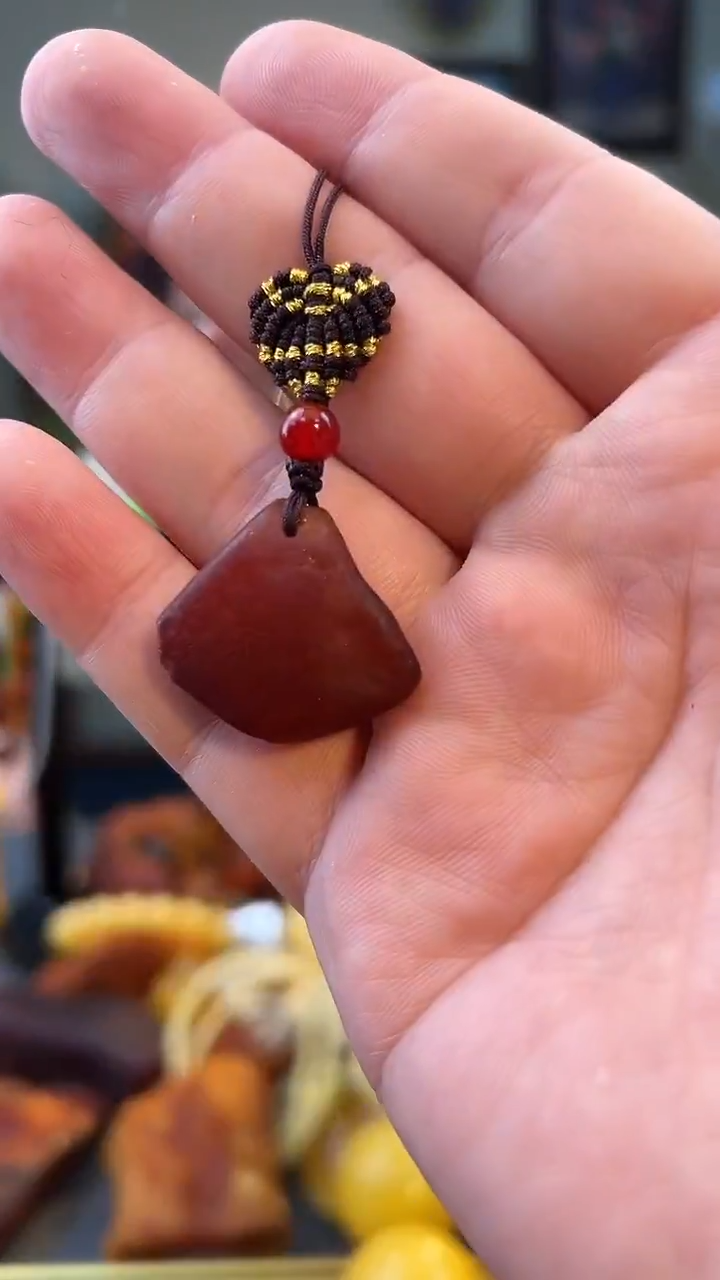 琥珀颈饰未镶嵌挂件