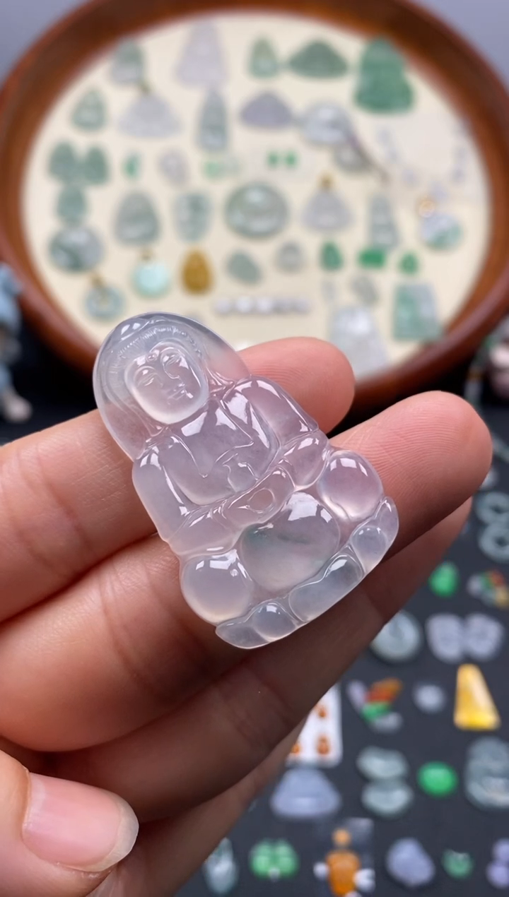 【闪购商品】翡翠未镶嵌颈饰冰观音/芬