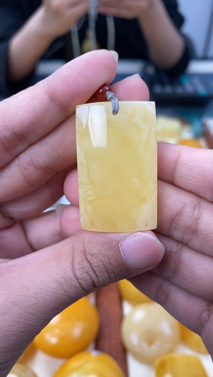 【闪购商品】琥珀裸石未镶嵌天然琥珀蜜蜡牌子