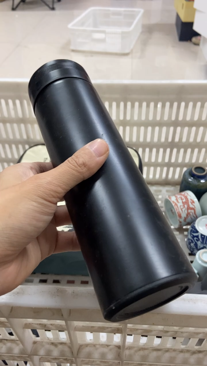 杯无运费险有瑕疵的摄影的产品有使用过的痕迹有点脏介意勿拍