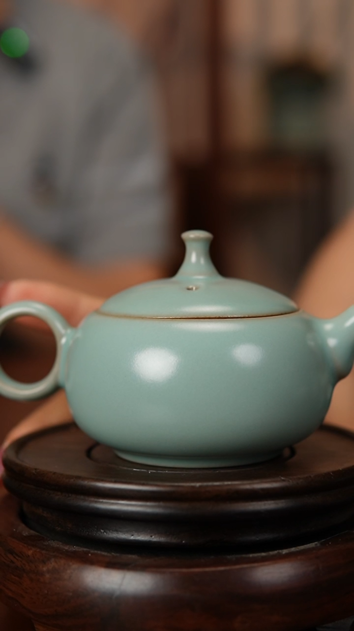壶原产地原矿釉汝瓷