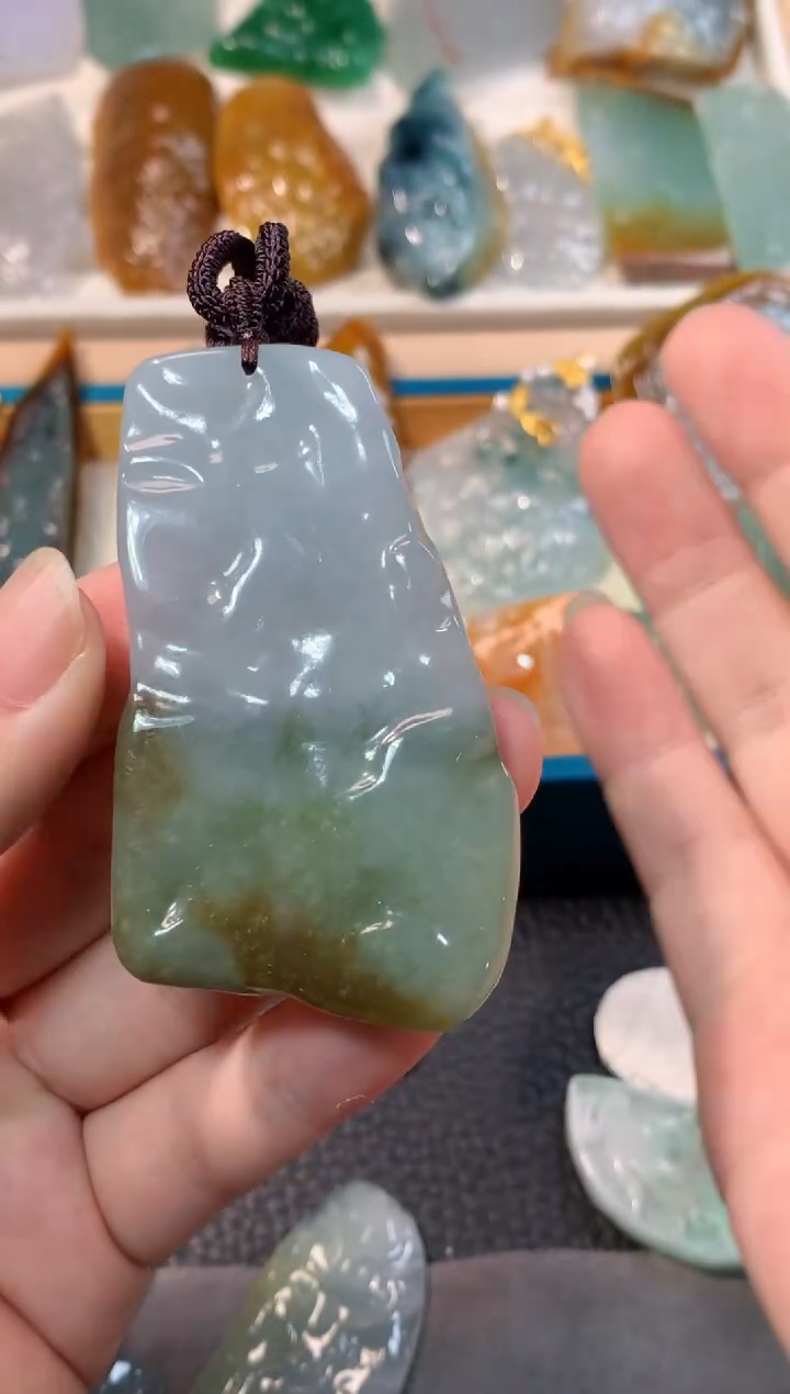 吊坠(不含链)未镶嵌翡翠吊坠