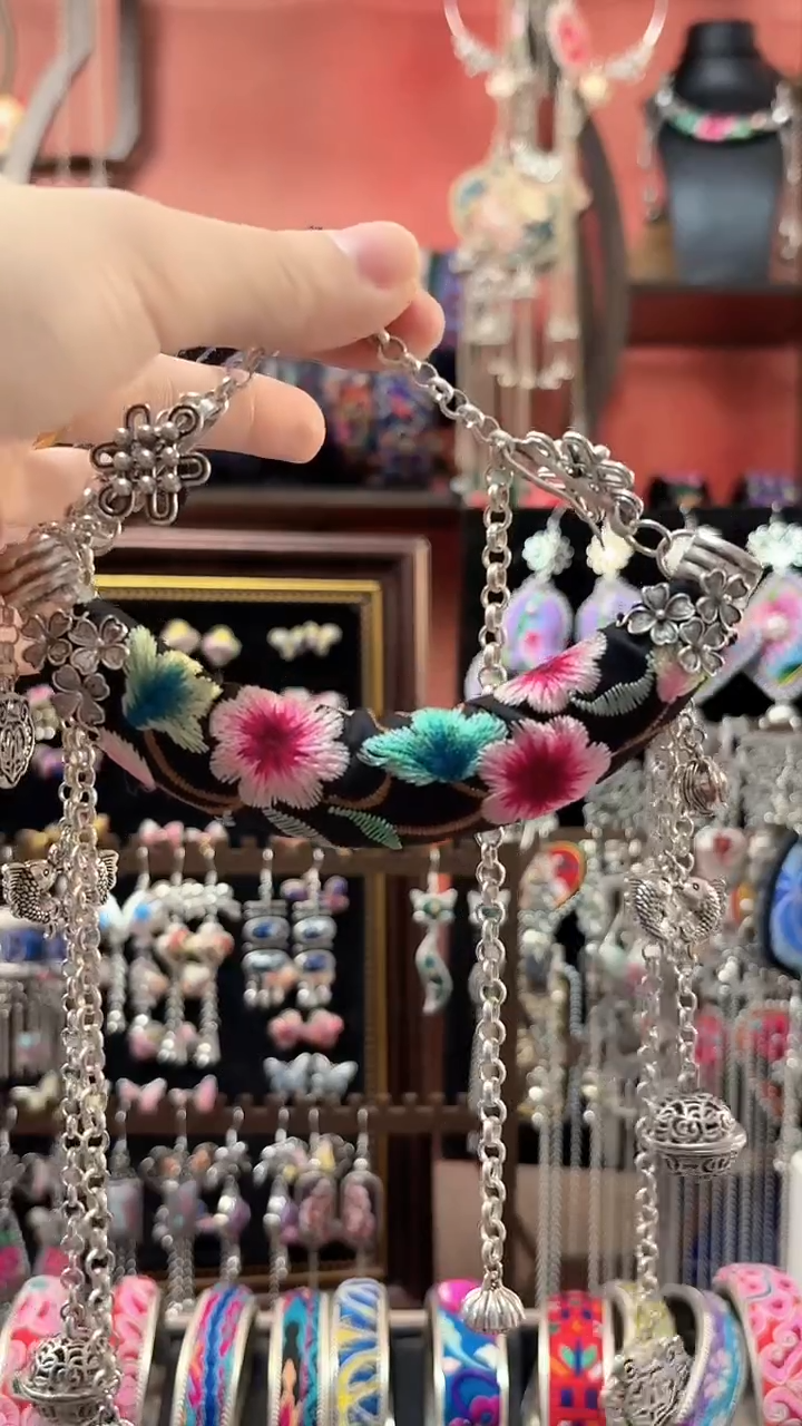 织绣 云织谣民族风精美饰品   57