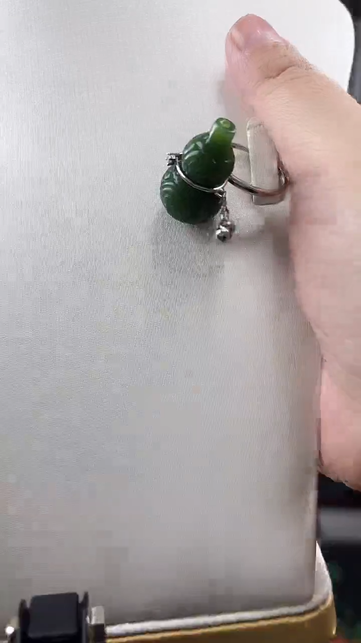 颈饰未镶嵌和田玉葫芦