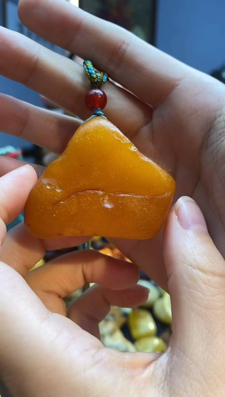 琥珀颈饰未镶嵌吊坠