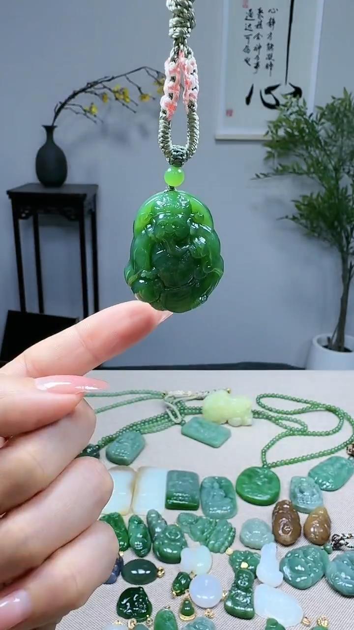 未镶嵌和田玉挂件1