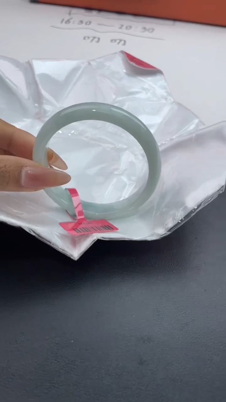 【闪购商品】翡翠手镯未镶嵌13翡翠手镯