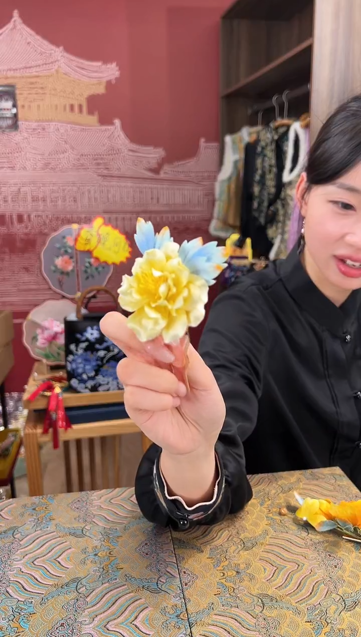 【闪购商品】刺绣非遗绒花（发饰）