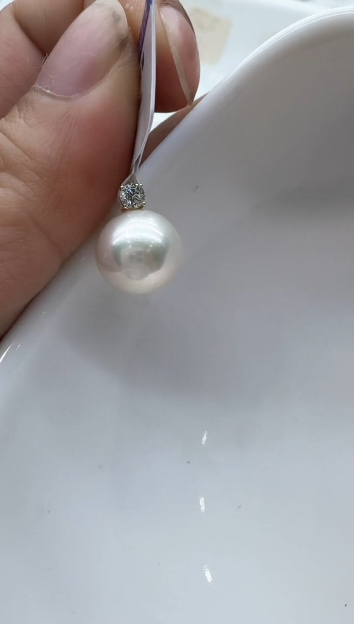 【闪购商品】淡水珍珠颈饰18K金镶嵌清货