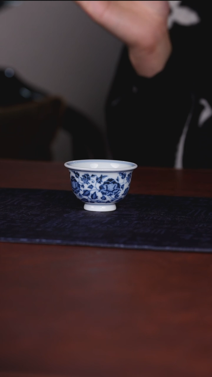 【闪购商品】杯子【瓷见如故】布一窑缠枝花卉小压手杯