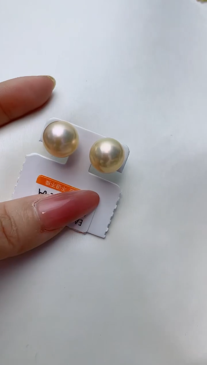 【闪购商品】淡水珍珠耳饰18K金镶嵌A41