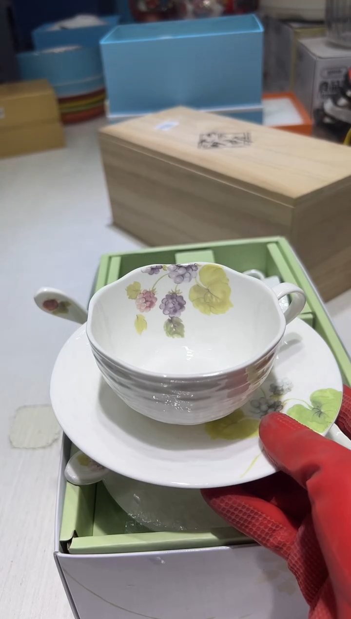 瓷片11111111111@@1