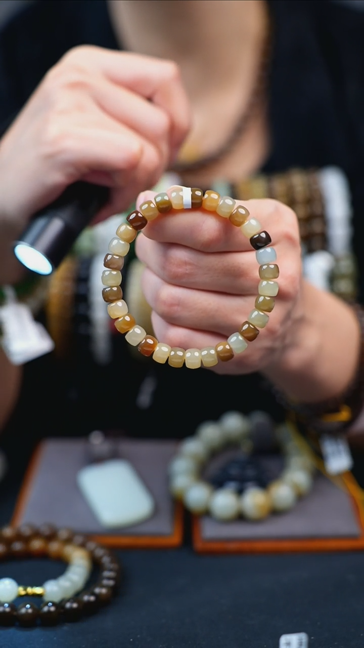 颈饰未镶嵌和田玉拍一发一 所见即所得