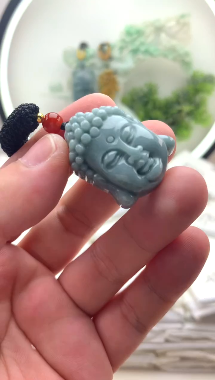 颈饰未镶嵌翡翠佛头