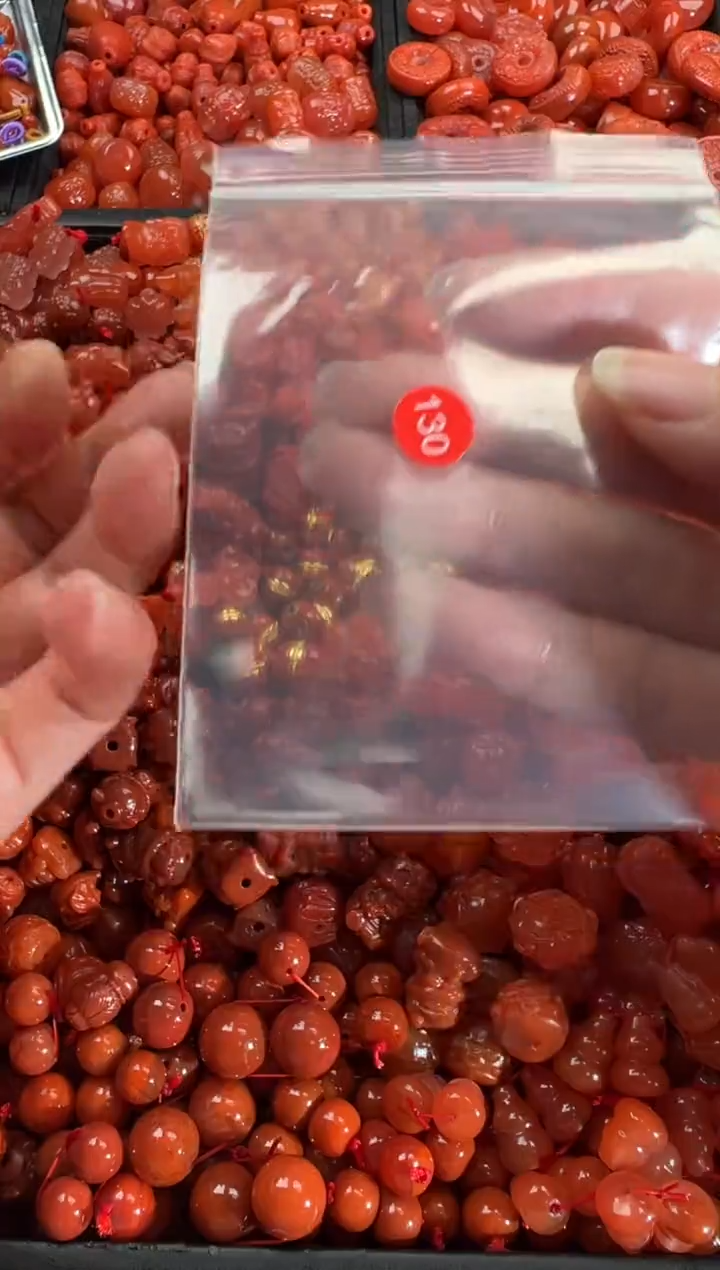 【闪购商品】南红玛瑙颈饰未镶嵌1